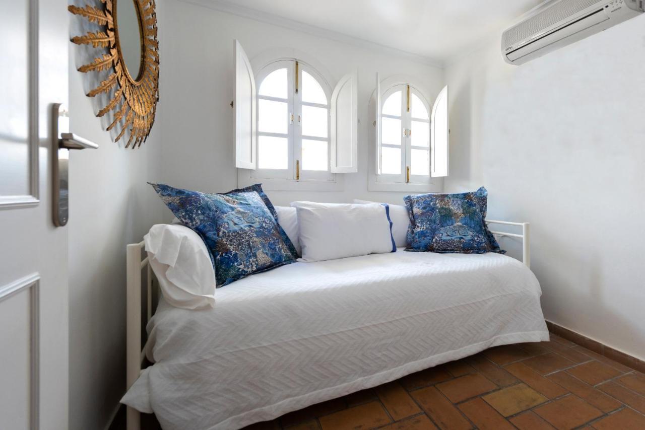 Genteel Home Argote De Molina Séville Extérieur photo